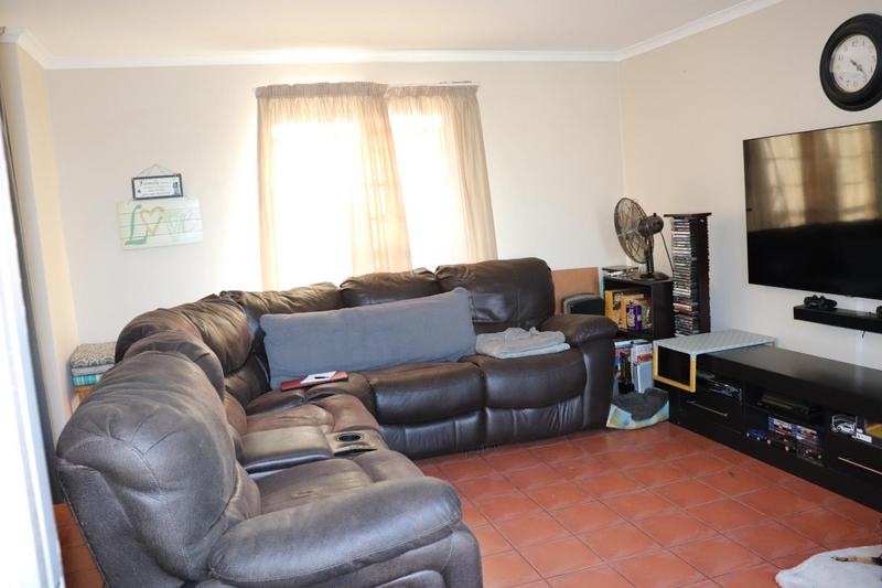 To Let 3 Bedroom Property for Rent in Vredekloof Heights Western Cape